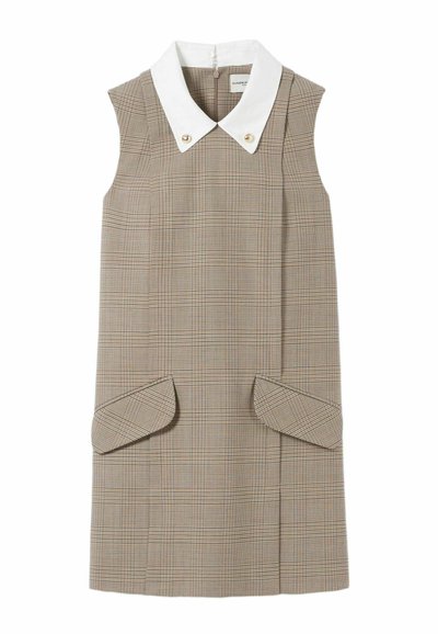 Robe sans manches beige avec un col blanc, dotée de deux poches arrondies et d'un simple motif à carreaux. Convient pour un usage décontracté ou formel.
