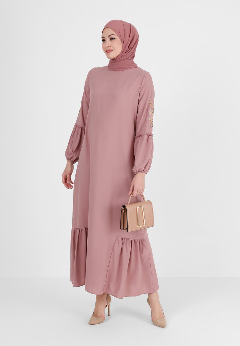 Damen Freizeitkleider | Modanisa EMBROIDERED MODEST Maxikleid pink - UN01203 Damen Freizeitkleider | Modanisa EMBROIDERED MODEST Maxikleid pink - UN01203