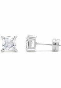Orecchini in zirconia cubica a forma quadrata in metallo argentato, con quattro griffe di fissaggio e chiusura a perno per una vestibilità sicura.