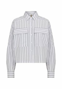 Korte-button-up shirt in het wit met smalle zwarte strepen. Bevat twee voorkruiken en lange mouwen met streepdetails op de manchet.