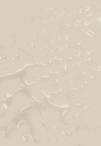 Beige vloeistof met een glanzende textuur, met verschillende groottes druppels en gladde, vloeiende patronen op een lichte, neutrale achtergrond.