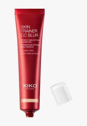 SKIN TRAINER CC BLUR - Correttore - 02 medium