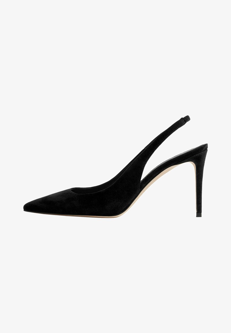 Crne sued cipela s potpeticom, s izduženim prstima, tankom potpeticom i izrezom sa strane. Glatka tekstura sa elegantnim dizajnom.
