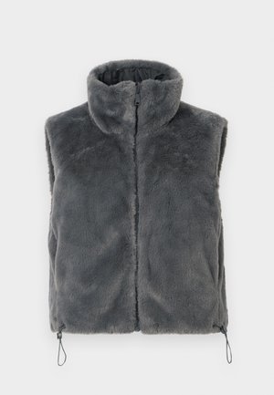 Gilet in pelliccia sintetica grigia con colletto alto, chiusura con zip e coulisse elastiche in vita; texture morbida, design senza maniche e finitura senza cuciture.