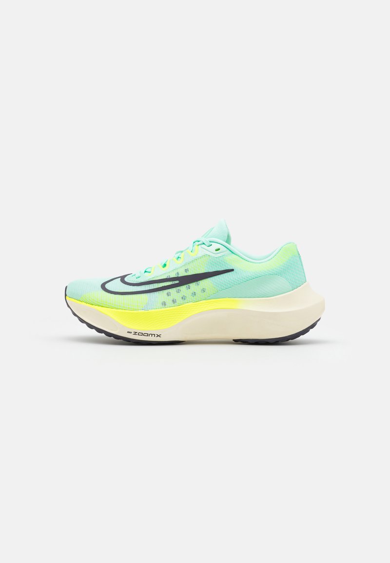 nike performance zoom