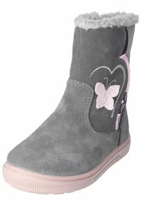 Stivale grigio in suede con un design di farfalla rosa, rivestimento grigio morbido nella parte superiore e suola in gomma testurizzata. Presenta una cerniera laterale per una facile indossabilità.