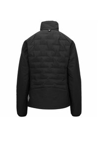 Giacca imbottita nera con colletto alto. La consistenza sembra morbida, con un design trapuntato sulla schiena e un orlo curvo.