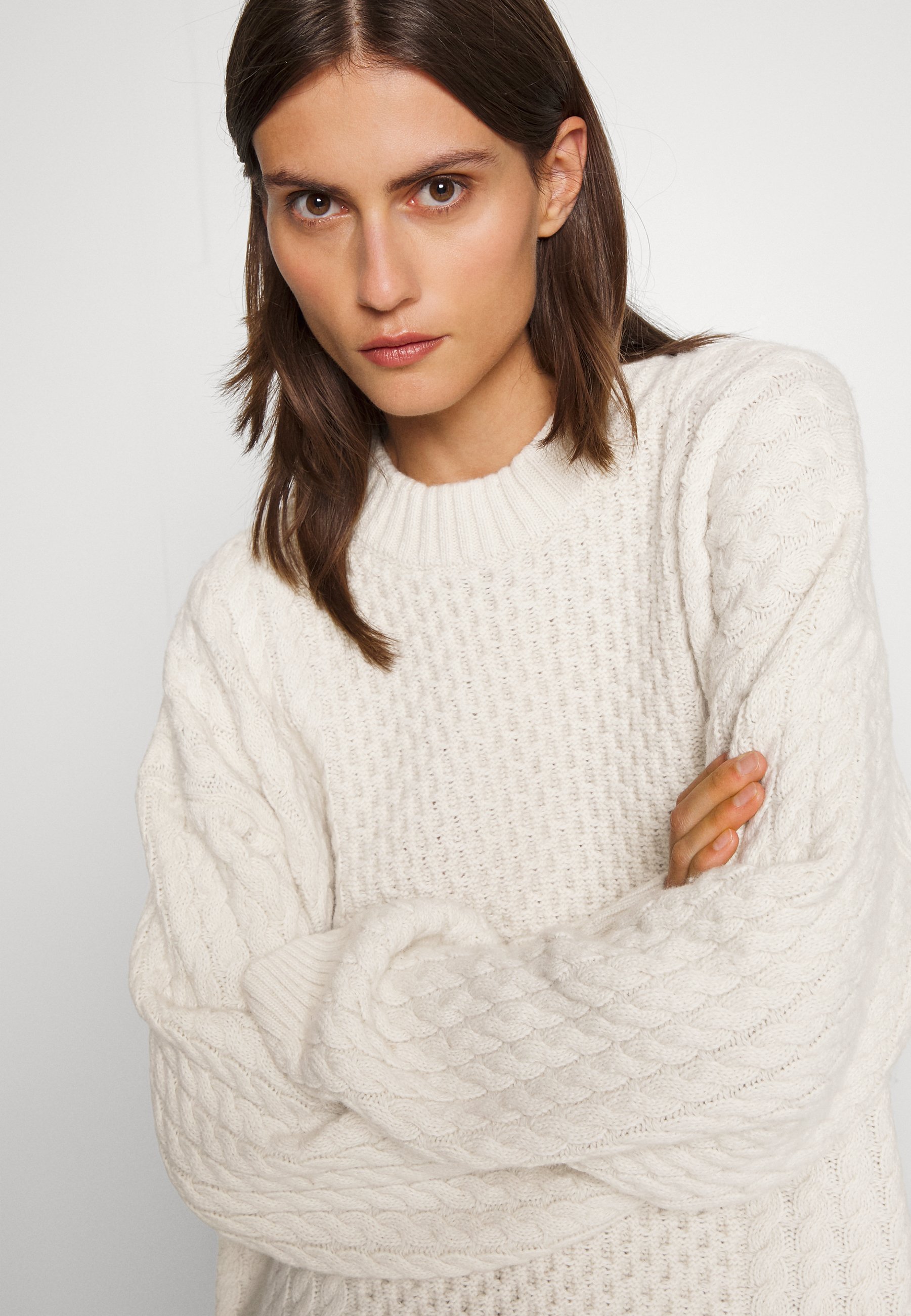 Holzweiler DEJA - Jumper - ecru/black 
