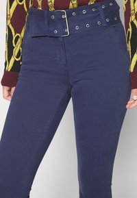 MOSCHINO JEANS - Jeansy Bootcut