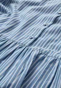 NORR NOLIA - Skjortklänning - blue stripe