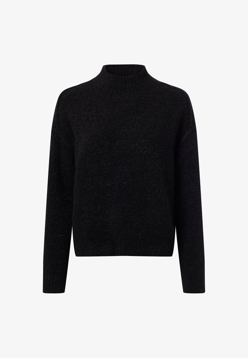 Schwarzer Pullover mit hohem Kragen, langen Ärmeln und einem weichen, strukturierten Strickstoff. Das Design ist einfach und boxy in der Form.