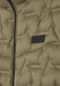 Diverse DKR HOPPER khaki