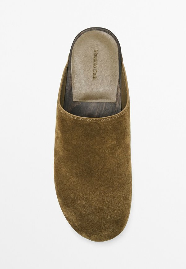 Clogs - camel3