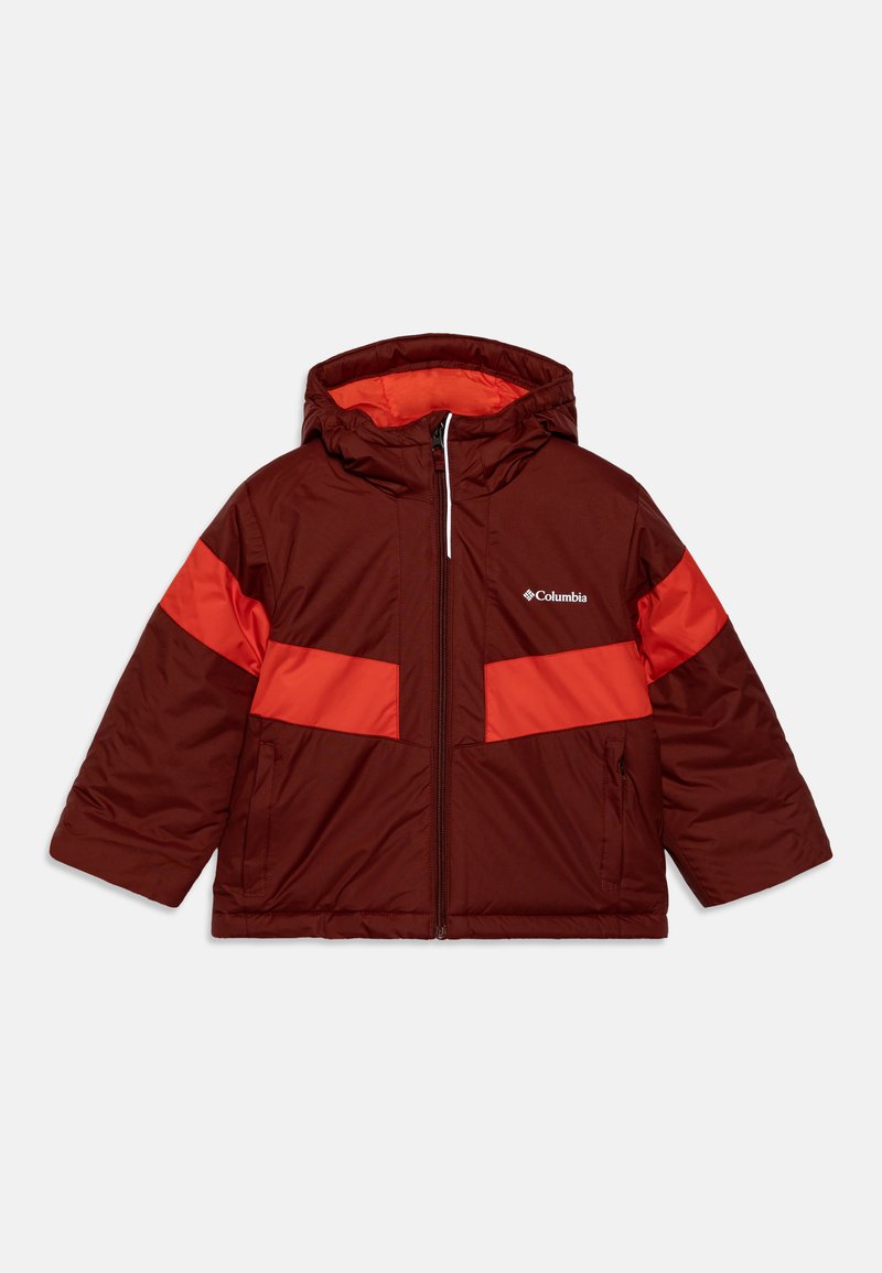 Κόκκινη και καφέ μπουφάν με κουκούλα και μόνωση, με αντίθετες πορτοκαλί ρίγες, μπροστινό φερμουάρ και πλευρικές τσέπες.