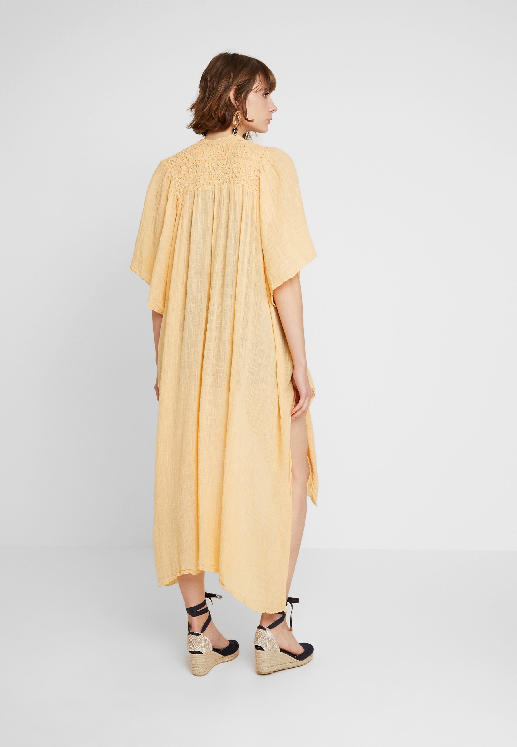 Free People ANGELICA KIMONO Lett jakke lemon Zalando.no Free People ANGELICA KIMONO Lett jakke lemon Zalando.no