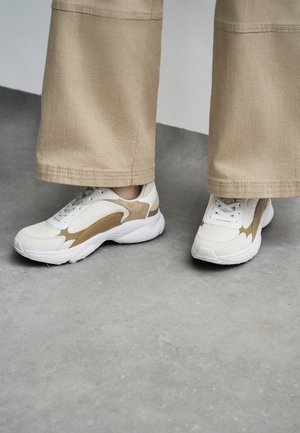 MICHAEL Michael Kors SAMI - Trainers - camel/multi-coloured