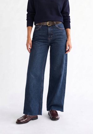 Anna Field by Zalando, HIGH RISE RELAXED FIT WITH BELT - Дънки със свободна кройка - rinsed denim