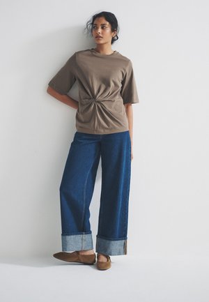 THE SET REGULAR FIT - KNOT DETAIL 3 PACK - T-Shirt print - navy blue/light brown/stone