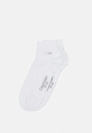 QUARTER 2 PACK - Socken - white