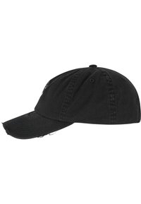 Cappellino da baseball nero con visiera curva, realizzato in cotone, con bordi sfilacciati e una costruzione a sei pannelli con dettagli ricamati sul davanti.