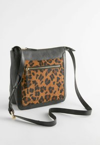 Next POCKET MESSENGER - REGULAR FIT - Rankinė per petį - leopard