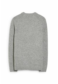 Pull gris en tricot avec un col rond, présentant un motif texturé et des poignets et un ourlet côtelés. Fini lisse avec des manches raglan.