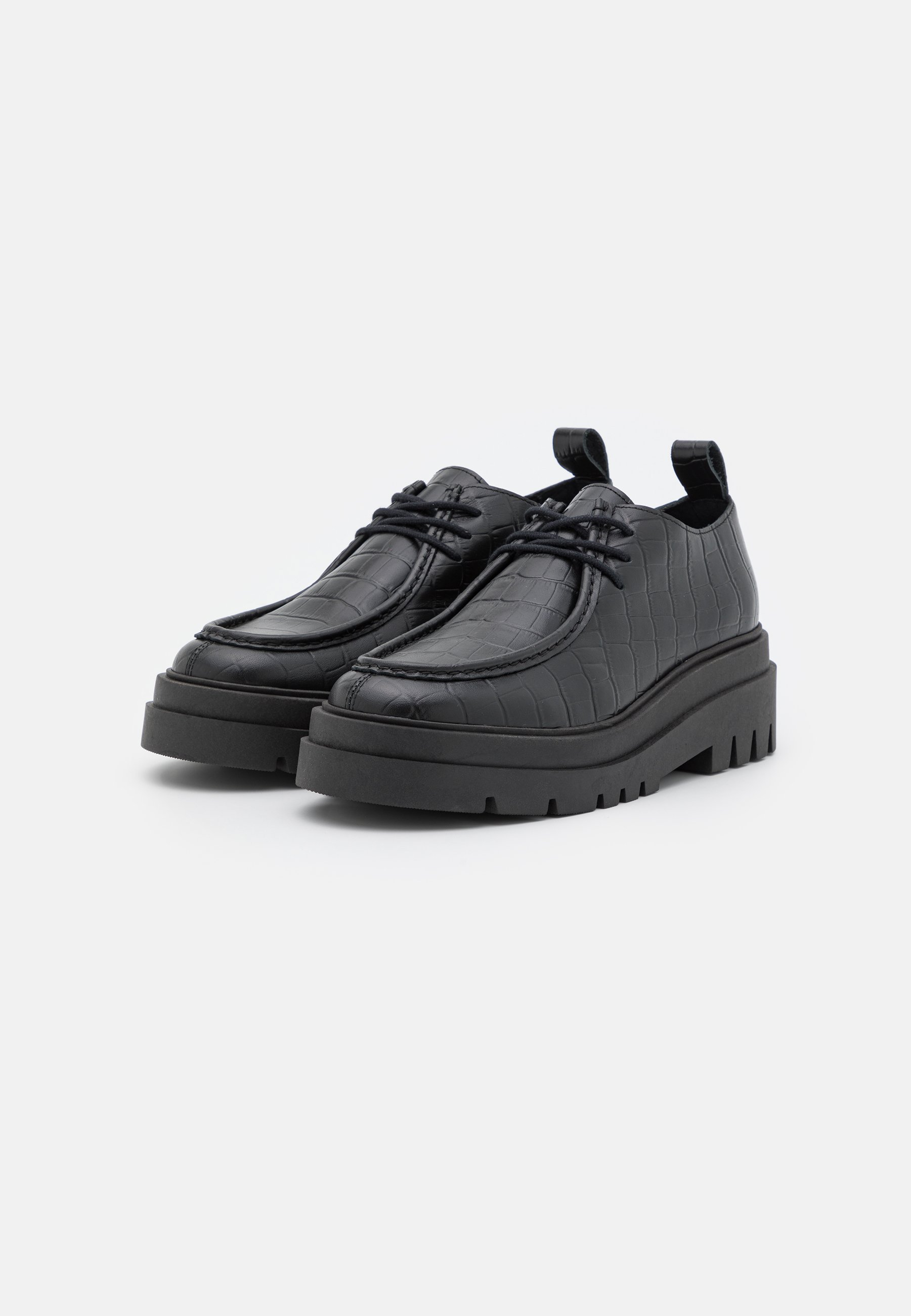 moc toe slip on shoes