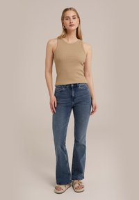 WE Fashion Topp - gold