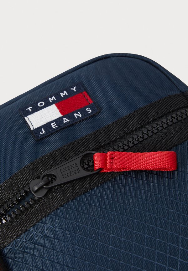 ARCHIVE REPORTER - Cross body bag3