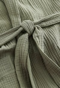 Next REGULAR FIT  - Kylpytakki - sage green