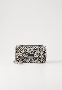 TRIBECASM CHAIN  - Ülerinna-kott - black multi