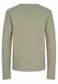 Pitkähihainen, pyöreäkauluksinen neulepusero vaaleanvihreästä neuloksesta, jossa on teksturoitu pinta, suora helma ja ei näkyviä koristeita.