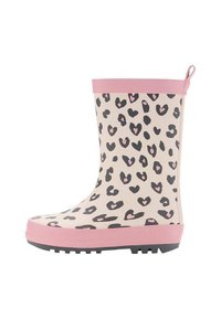 Gumová dešťová bota s béžovým podkladem, černým leopardím vzorem a růžovými srdíčkovými akcenty. Má růžový pásek nahoře a texturovanou černou podrážku.