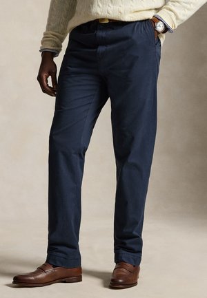 Polo Ralph Lauren Big & Tall, BEDFORD CLASSIC FIT CHINO PANT - Панталони тип чино - nautical ink
