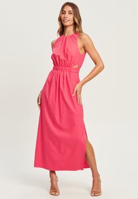 TUSSAH SIANDRA - Maxi šaty - hot pink