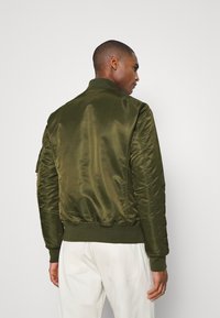 Schott AIRFORCERS - Bombera - army kaki