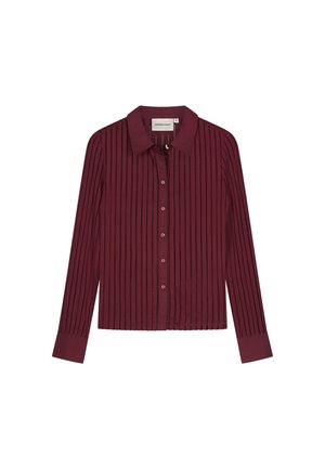 Bordeaux langovershirt met verticale strepen, knoopsluiting aan de voorkant, puntige kraag en geknoopte manchetten. Vlotte stoftextuur.