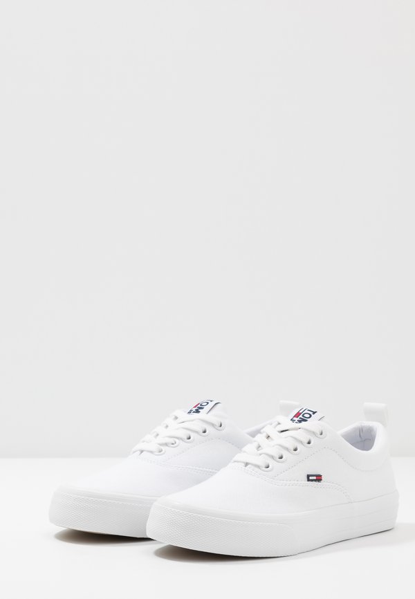 CLASSIC  - Trainers4