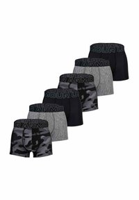 Sex par boxerbriefs i olika nyanser av svart, grått och kamouflage; elastiskt midjeband med "Under Armour"-logotyp; mitt-lår passform.
