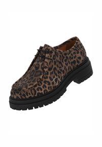 Buty w panterkę na sznurówki z miękkiej zamszowej tekstury, czarna gumowa podeszwa, okrągły czubek i dekoracyjne sznurowadła.