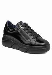 Sneaker in vernice nera con punta tonda, design con lacci, zip laterale, suola testurizzata e piattaforma imbottita per il massimo comfort.