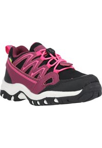 Sort og pink atletisk sko med overdel i mesh og syntetisk materiale, tekstureret sål og elastisk snøresystem. Har et pink accentdesign og en pull tab.