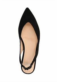 Zwarte suède slingback schoen met puntige neus, een uitgesneden ontwerp, een elastische hakband en een gladbeige binnenzool.