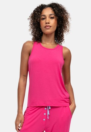 - Koszulka do spania