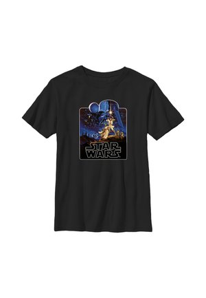 Sort T-shirt med farverig Star Wars plakat med Darth Vader, Luke Skywalker, der holder et lyssværd, Prinsesse Leia og Star Wars-logoet.