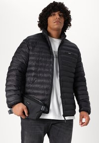 Calvin Klein QUILT JACKET - Jas - black