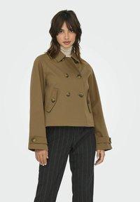 ONLY ONLAPRIL LIFE SHORT TRENCHCOAT - Korte frakker - toasted coconut