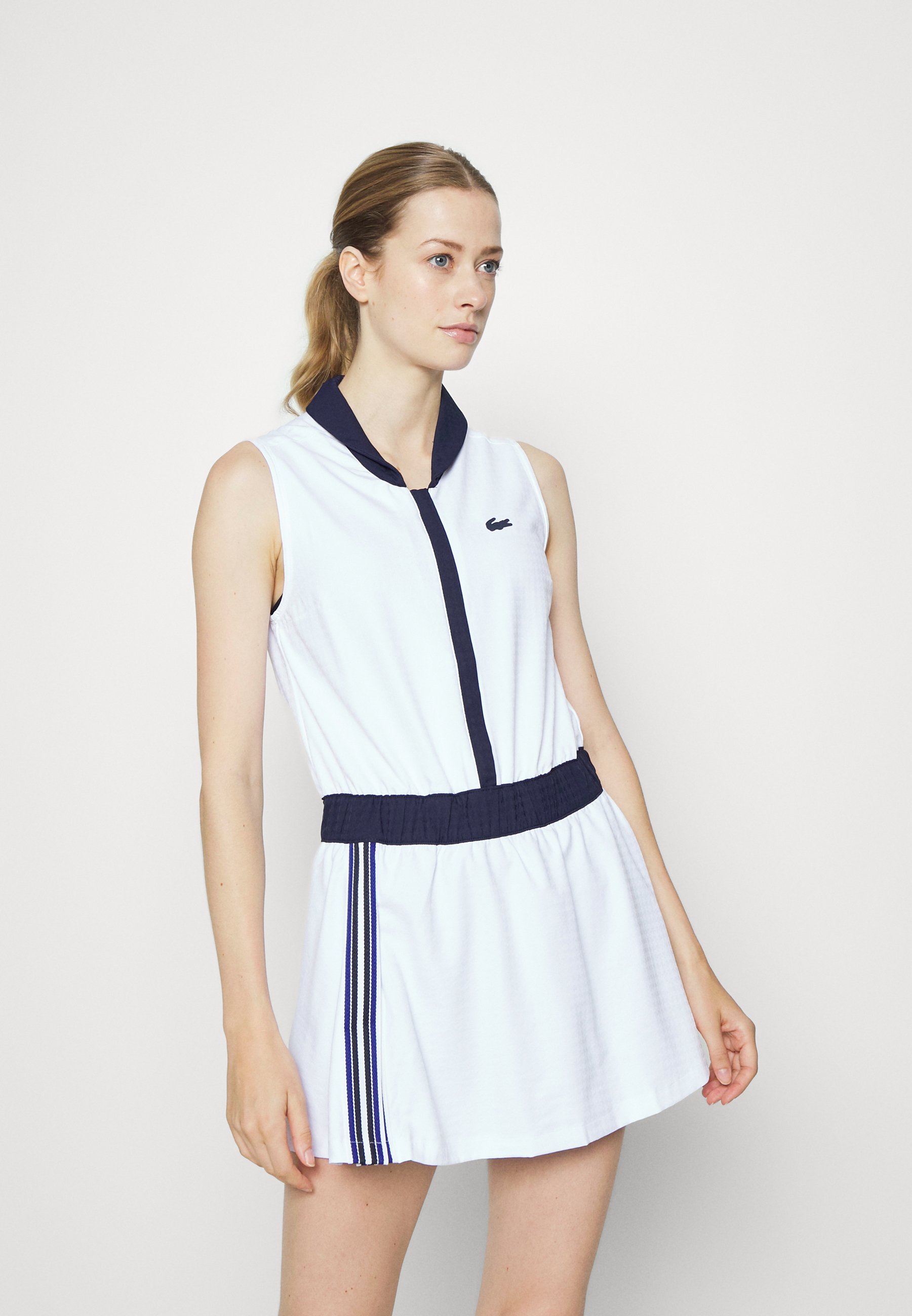 robe tennis