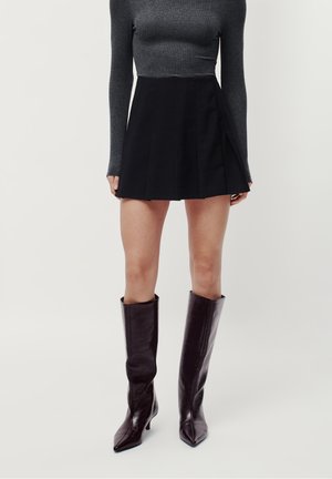 FINA - Gonna a pieghe - black