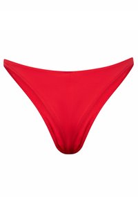 Bas de bikini rouge avec une coupe taille basse et des bords sans couture sur fond blanc.